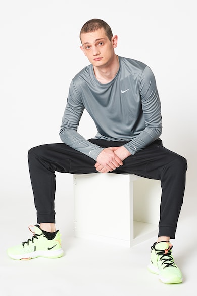 Nike Therma-FIT sportnadrág rugalmas derékpánttal férfi