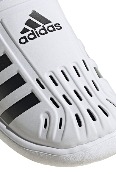 adidas Sportswear Zárt elejű szandál logós részletekkel Fiú