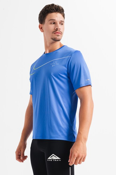 Nike Тениска за бягане с Dri-FIT UV Run Division Miler Мъже