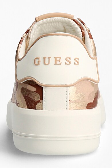 GUESS Terepmintás sneaker logós foltrátéttel női