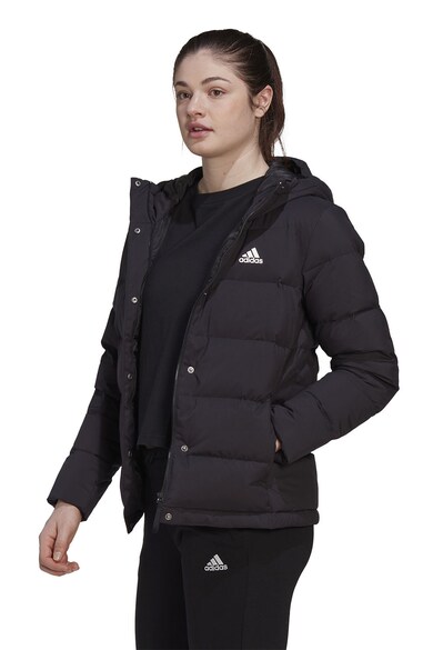 adidas Sportswear Helionic pihével bélelt télikabát steppelt dizájnnal női