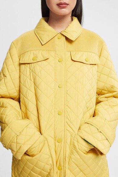 Esprit Леко подплатено палто с капитониран дизайн Жени