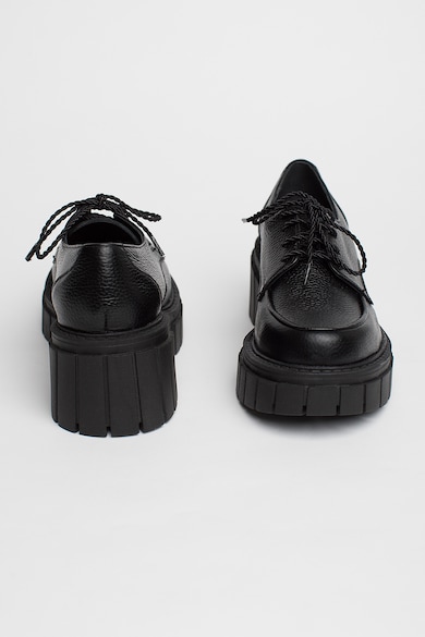 ESSTEFFA Кожени обувки Ginevra с масивен ток Жени