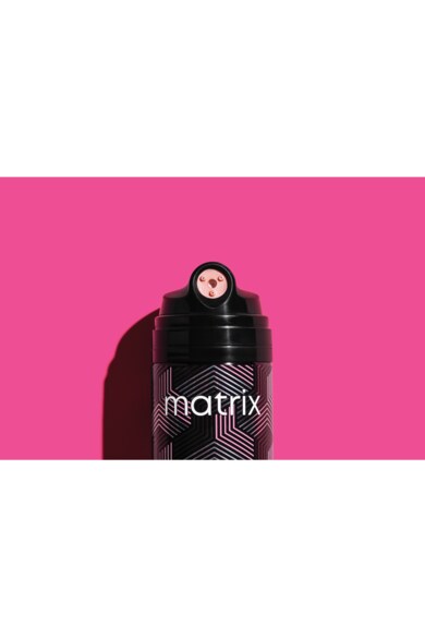 Matrix Fixativ cu putere maxima de fixare  Vavoom Triple Frizz Extra Dry, 300ml Femei