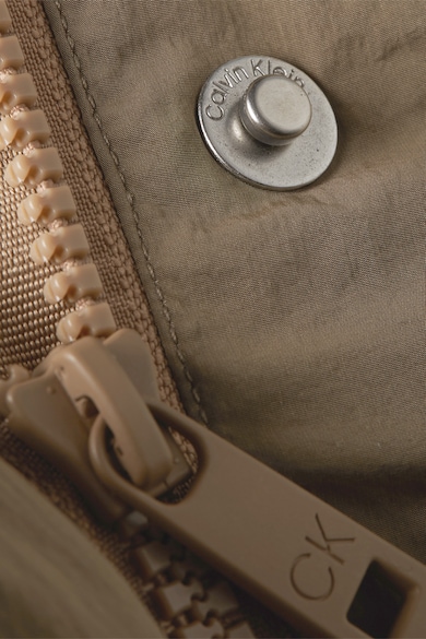 CALVIN KLEIN Normál fazonú bélelt télikabát levehető kapucnival női