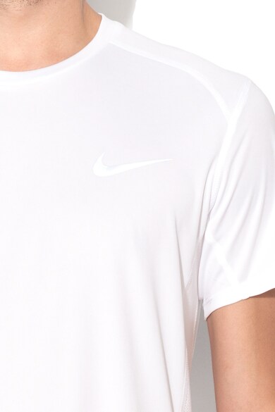 Nike Tricou standard fit cu segmente cu microperforatii, pentru alergare Barbati