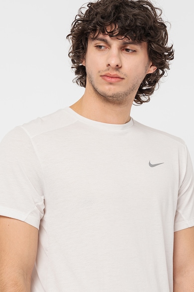 Nike Tricou cu tehnologie Dri-Fit si detalii reflectorizante, pentru alergare Rise 365 Barbati