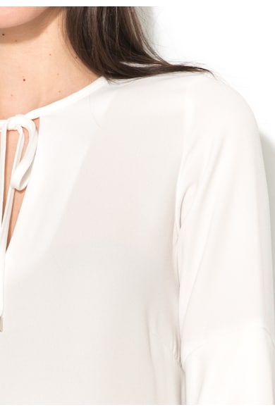 Closet LONDON Бяла блуза с шпиц деколте и разкроени ръкави Жени
