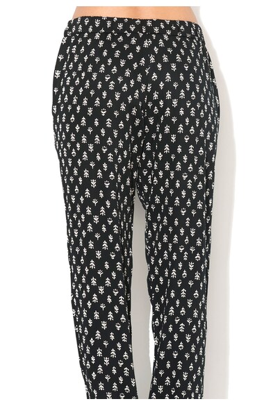 French Connection Pantaloni jogger negri cu imprimeu alb Femei