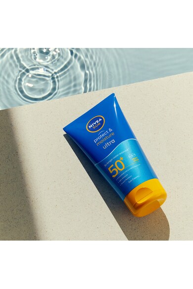 Nivea Lotiune cu protectie solara  Sun SPF 50+ Protect & Moist, 150ml Femei