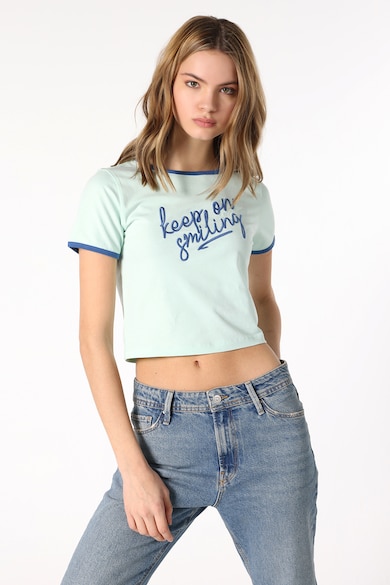 COLIN'S Crop póló hímzett felirattal női