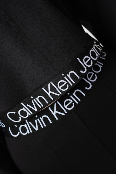CALVIN KLEIN JEANS Kapucnis crop pulóver logós alsó szegéllyel női