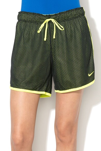 Nike Pantaloni scurti sport cu captuseala din plasa Femei