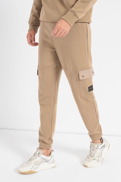 HUGO Спортен панталон карго със средна талия Мъже
