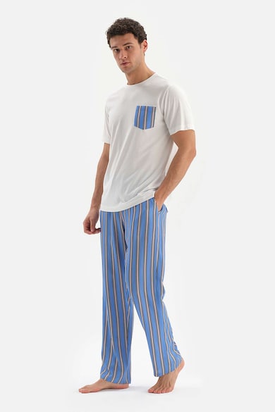 DAGI Modáltartalmú csíkos pizsama férfi