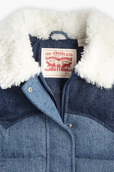 Levi's Western kényelmes fazonú steppelt télikabát női