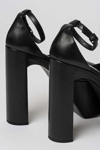 Balenciaga Кожени сандали с масивен ток Жени