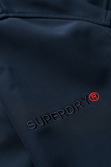 SUPERDRY Softshell kapucnis kényelmes fazonú dzseki logós részlettel férfi