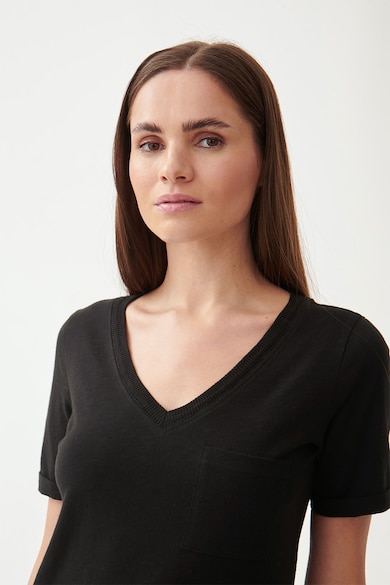 Tatuum V-nyakú póló mellzsebbel női