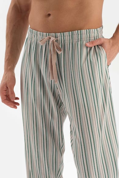 DAGI Modáltartalmú pizsama mellzsebbel férfi