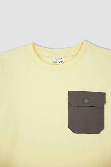 DeFacto Тениска с контрастен джоб на гърдите Момчета