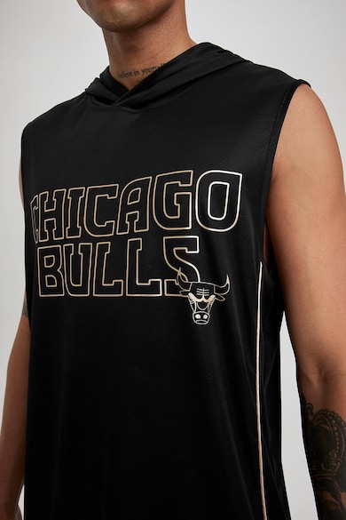 DeFacto Top fara maneci cu gluga si imprimeu Chicago Bulls Barbati