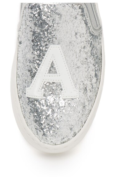Steve Madden Pantofi slip-on flatform argintii cu particule stralucitoare Femei