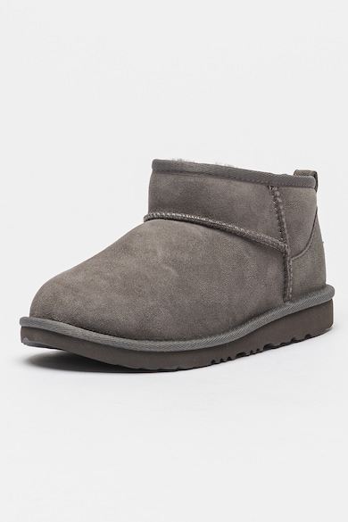 UGG Ghete slip-on rezistente la apa din piele intoarsa Classic Ultra Mini Baieti