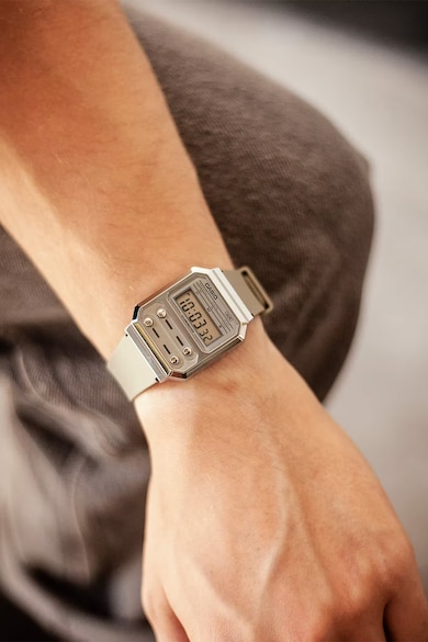 Casio Унисекс часовник с каишка от смола Жени