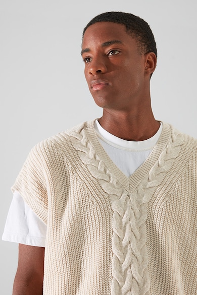 Trendyol Плетен пуловер с шпиц Мъже