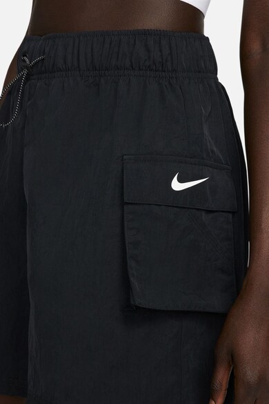 Nike Essential magas derekú rövidnadrág fedőlapos zsebekkel női