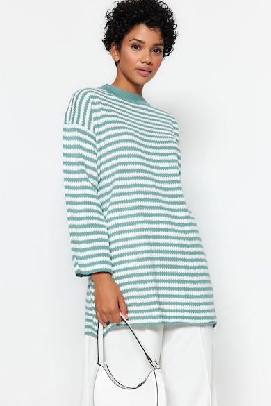Trendyol Раиран пуловер със свободна кройка Жени