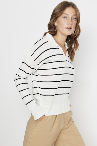 Trendyol Galléros pulóver csíkos mintával női