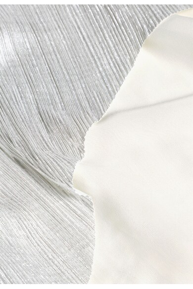 NEXT Top argintiu cu alb fildes si design suprapus Femei