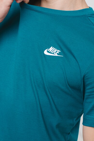 Nike Тениска Sportswear Club с овално деколте Мъже