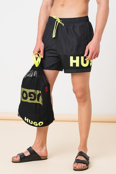 HUGO Плувни шорти, хавлия и чанта Мъже