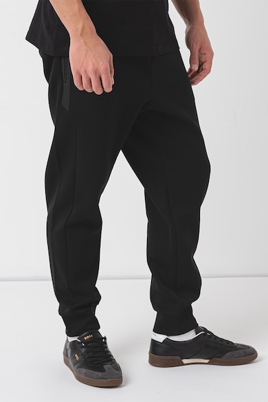 BOSS Спортен панталон с изчистен дизайн Мъже