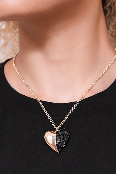 DKNY Nyaklánc szív alakú medállal női