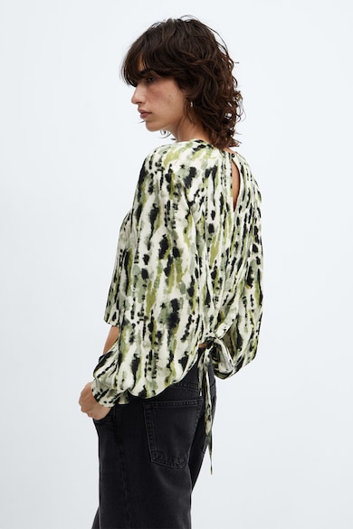 Mango Къса блуза Leonor с абстрактна шарка Жени