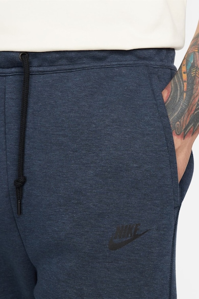 Nike Sportnadrág cipzáros zsebekkel férfi