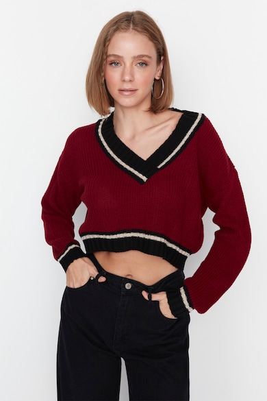Trendyol Къс пуловер с шпиц Жени