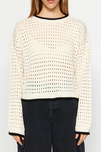 Trendyol Bő fazonú pulóver perforált dizájnnal női