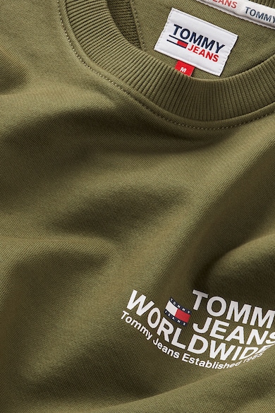 Tommy Jeans Kerek nyakú pulóver logós részlettel a mellrészen férfi