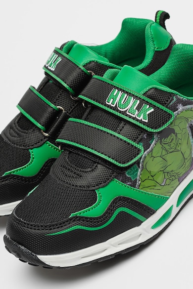 Marvel Pantofi sport cu tematica Hulk si lumini LED Baieti