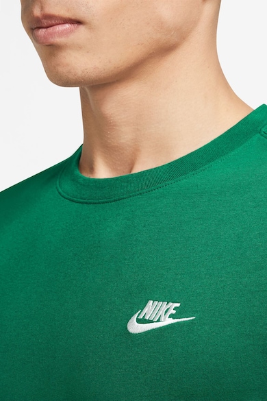 Nike Тениска Sportswear Club с овално деколте Мъже