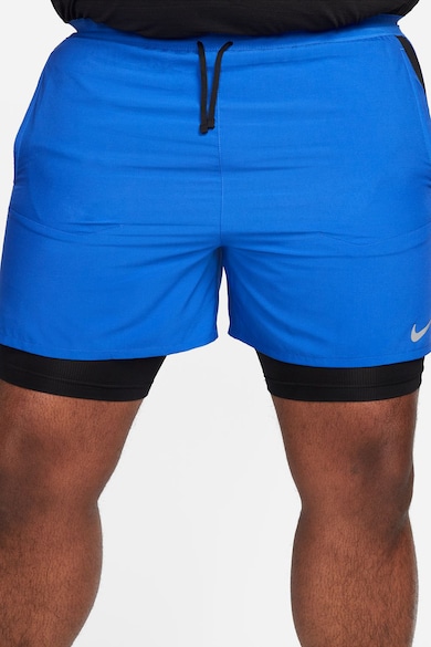 Nike Pantaloni scurti cu buzunare laterale si tehnologie Dri-Fit pentru alergare Stride Barbati