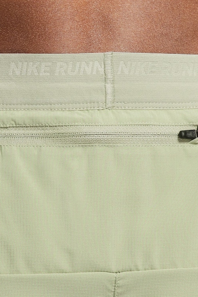 Nike Pantaloni scurti cu snur si tehnologie Dri-Fit, pentru alergare Stride Barbati