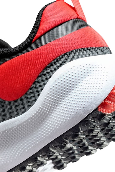 Nike Revolution 7 párnázott futócipő tépőzárral Lány