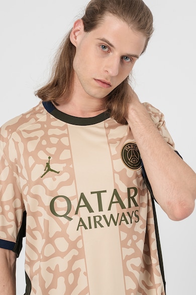 Nike Triocou cu Dri-FIt si model pentru fotbal Barbati