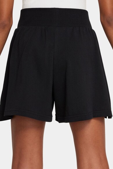 Nike Sportswear kényelmes fazonú rövidnadrág Lány